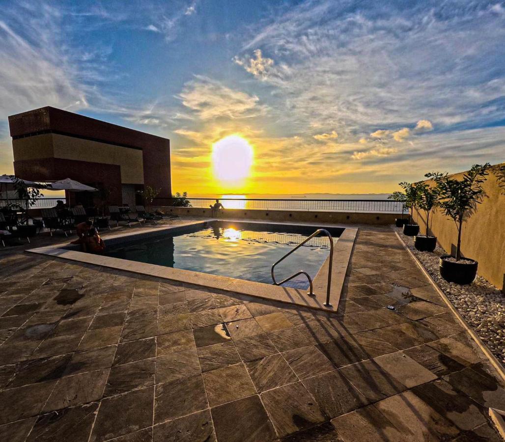 Sol Victoria Marina Apartment Salvador Exterior photo